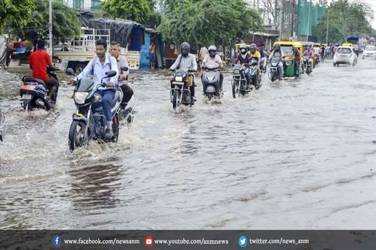 भारी बारिश ने मचाई तबाही, अब तक 139 की मौत