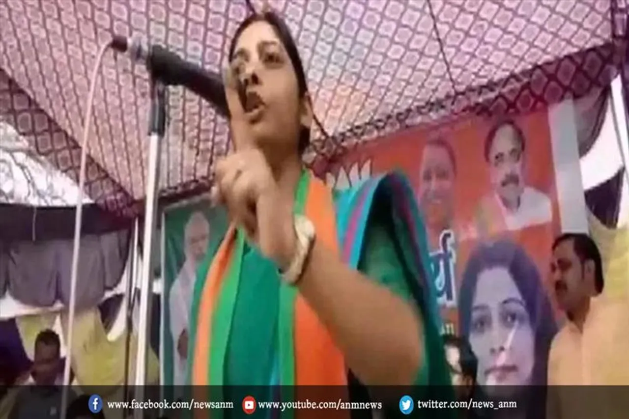 संघमित्रा मौर्य ने योगी को बताया अपर्णा यादव का चचेरा भाई
