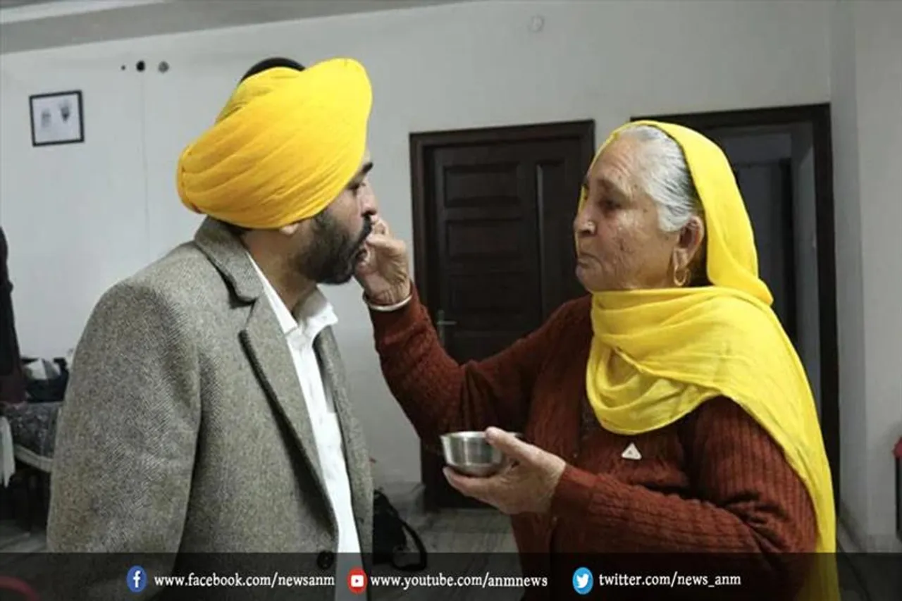 भगवंत मान ने किया नामांकन दाखिल