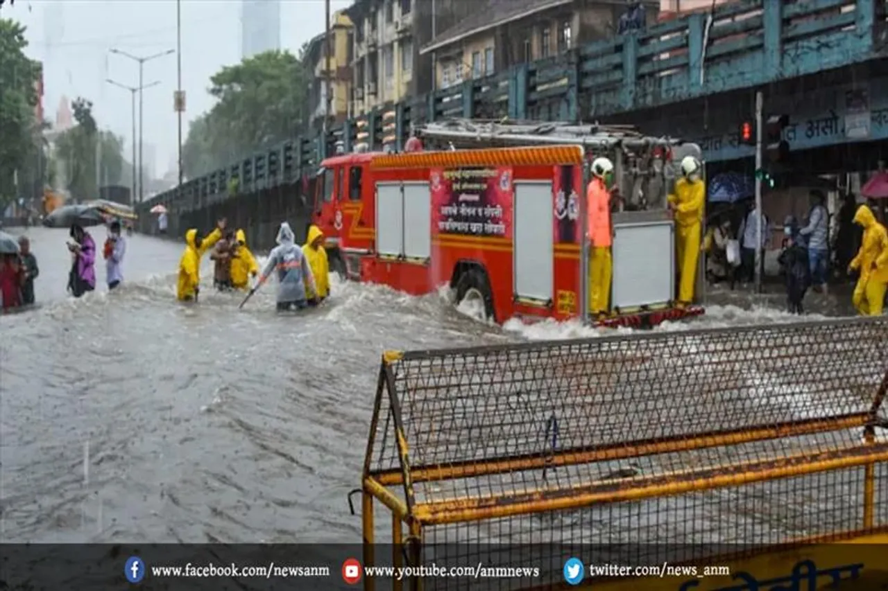 मुंबई में बारिश से हूआ बुरा हाल