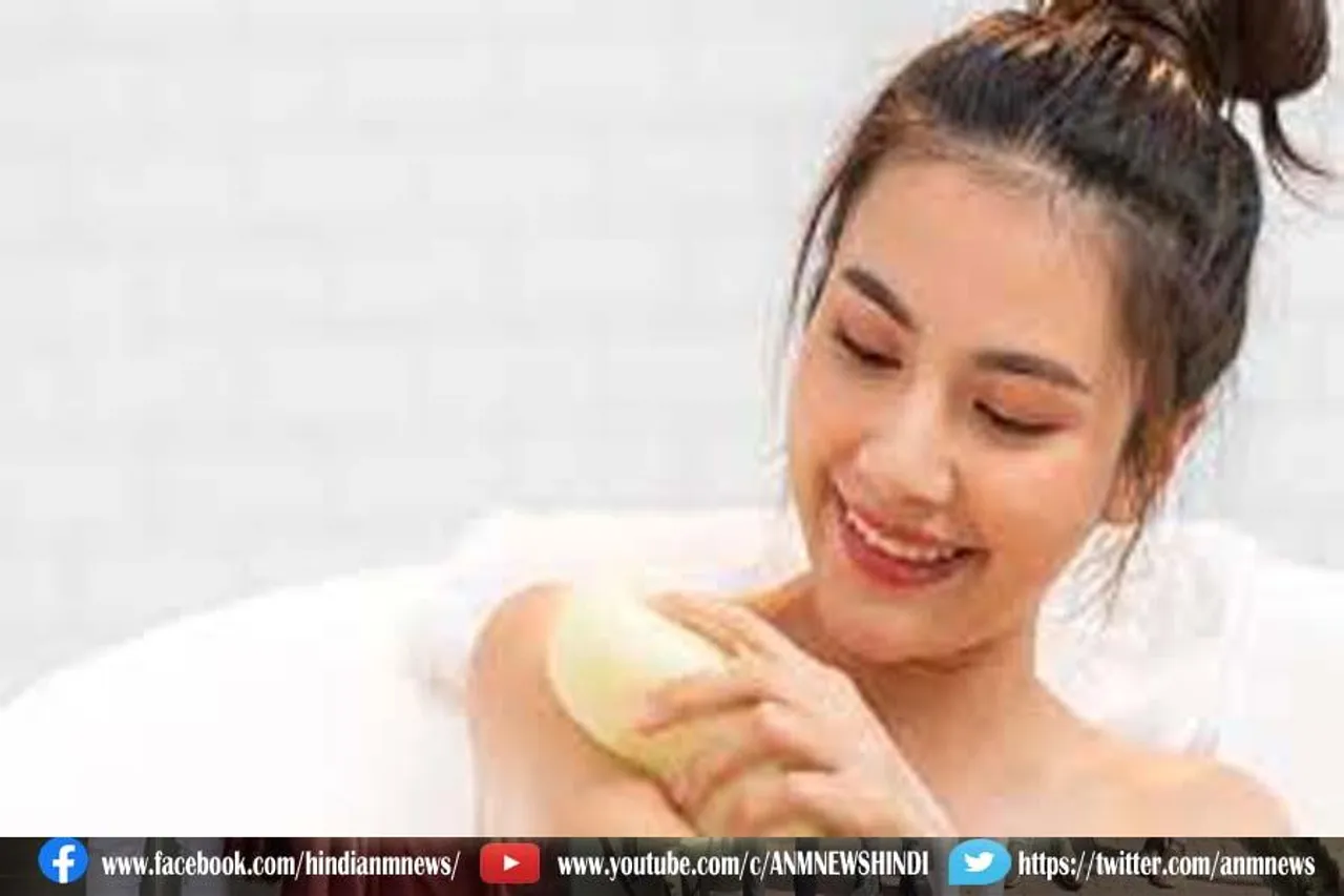 सर्दियों में भी स्किन रहेगी सॉफ्ट और स्मूद