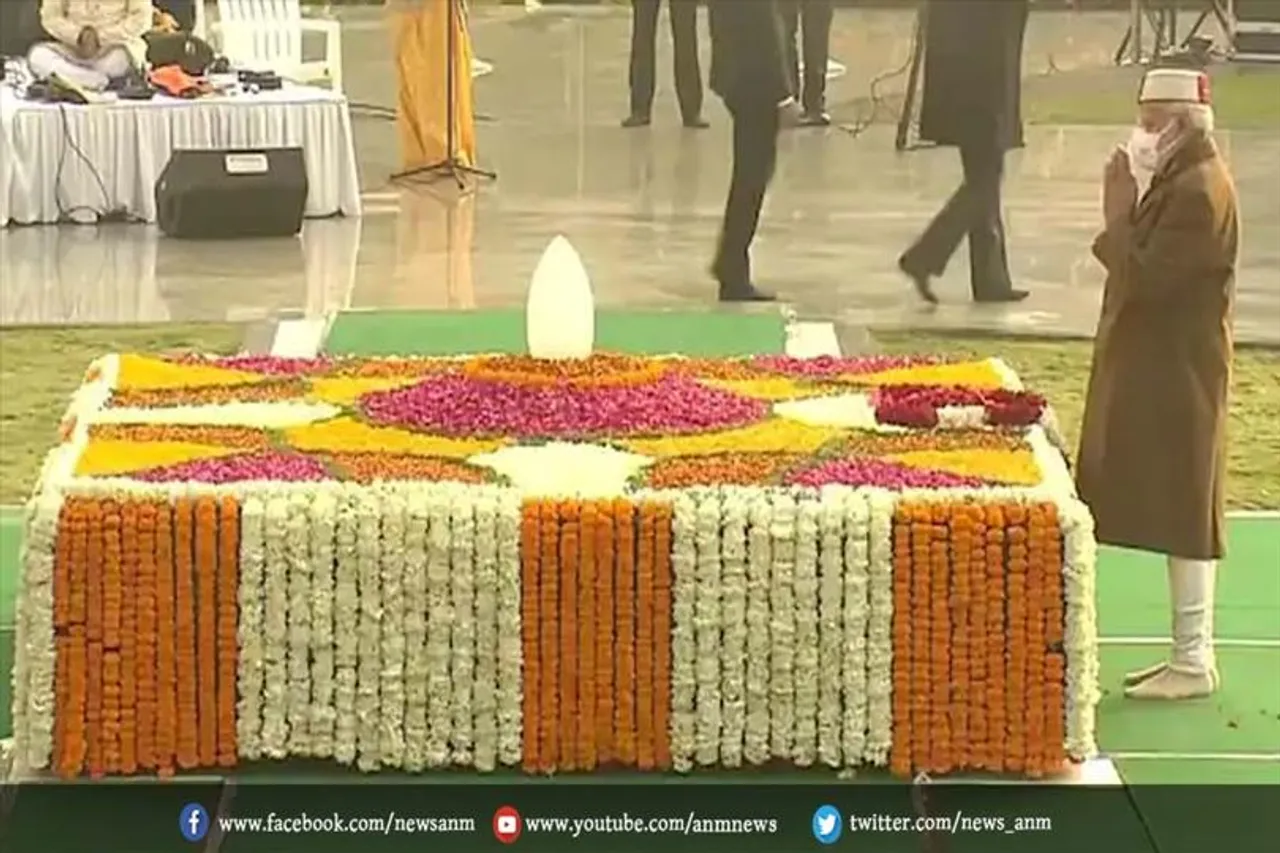 अटल जयंती पर PM मोदी ने अर्पित की श्रद्धांजलि