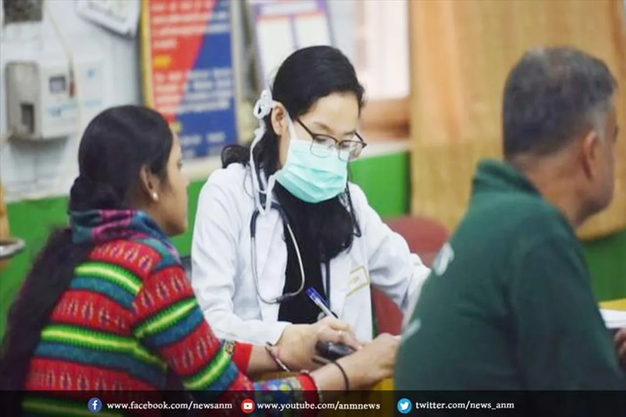 20 दिन में 20 लाख से ज्यादा लोग बुखार की चपेट में