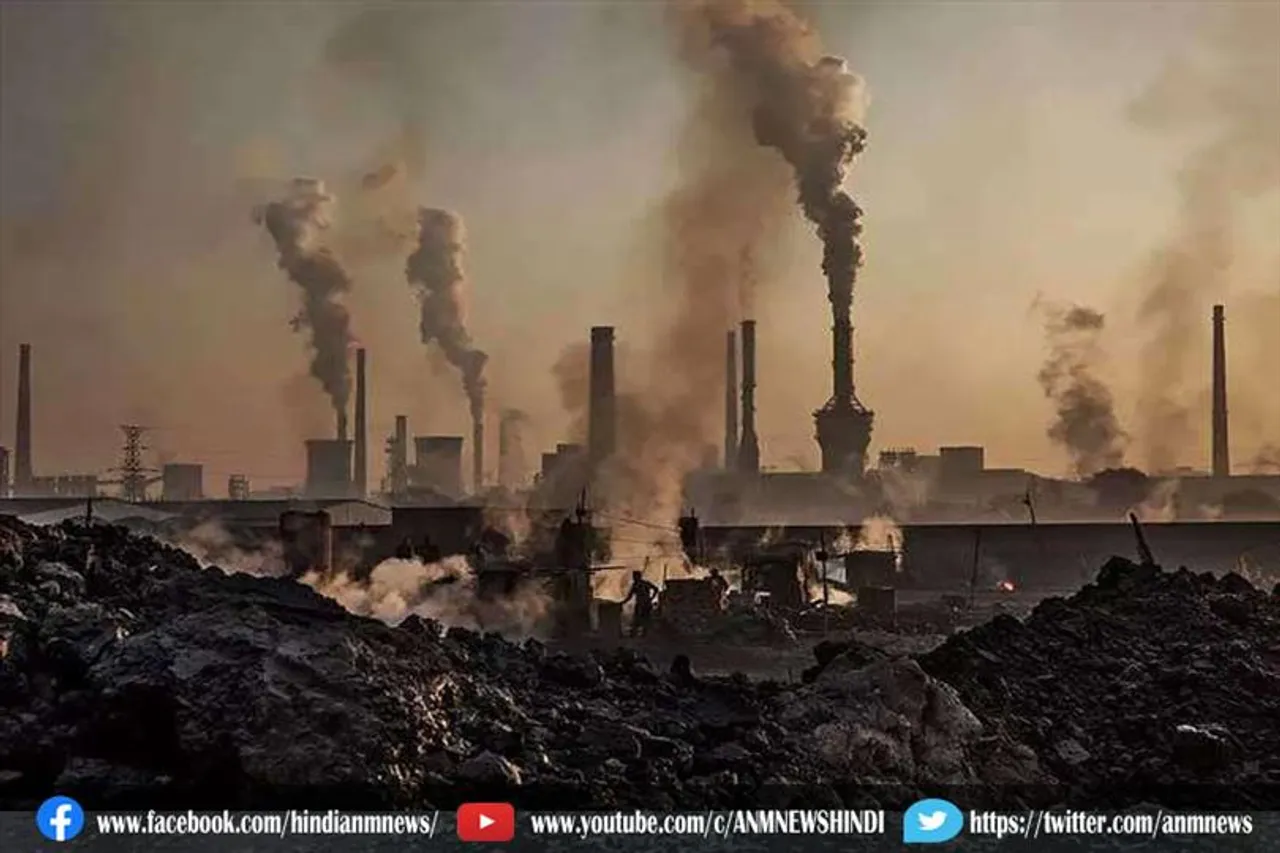 अर्थव्यवस्था को नुकसान पहुंचाता है कार्बन उत्सर्जन