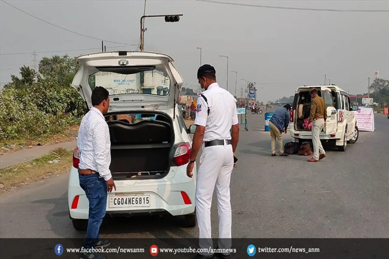 क्रिसमस के मद्देनजर राज्य की सीमा पर पुलिस की कड़ी सुरक्षा व्यवस्था