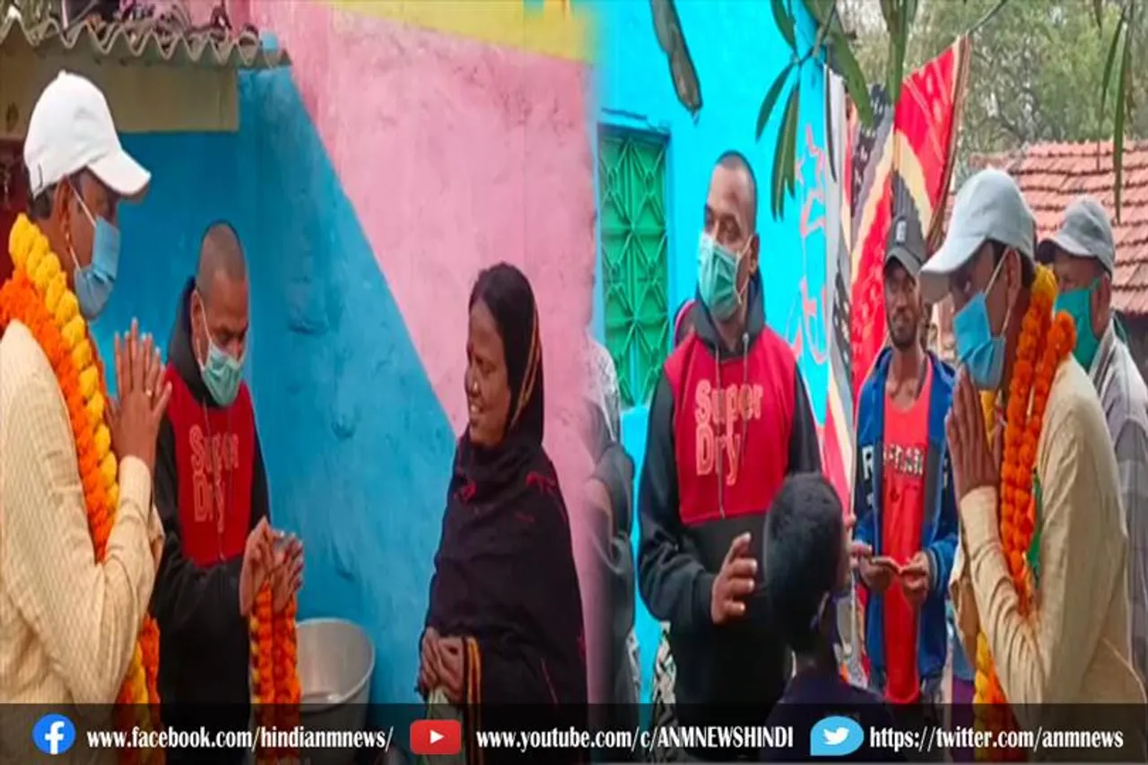 टीएमसी प्रत्याशी ने डोर टू डोर किया प्रचार
