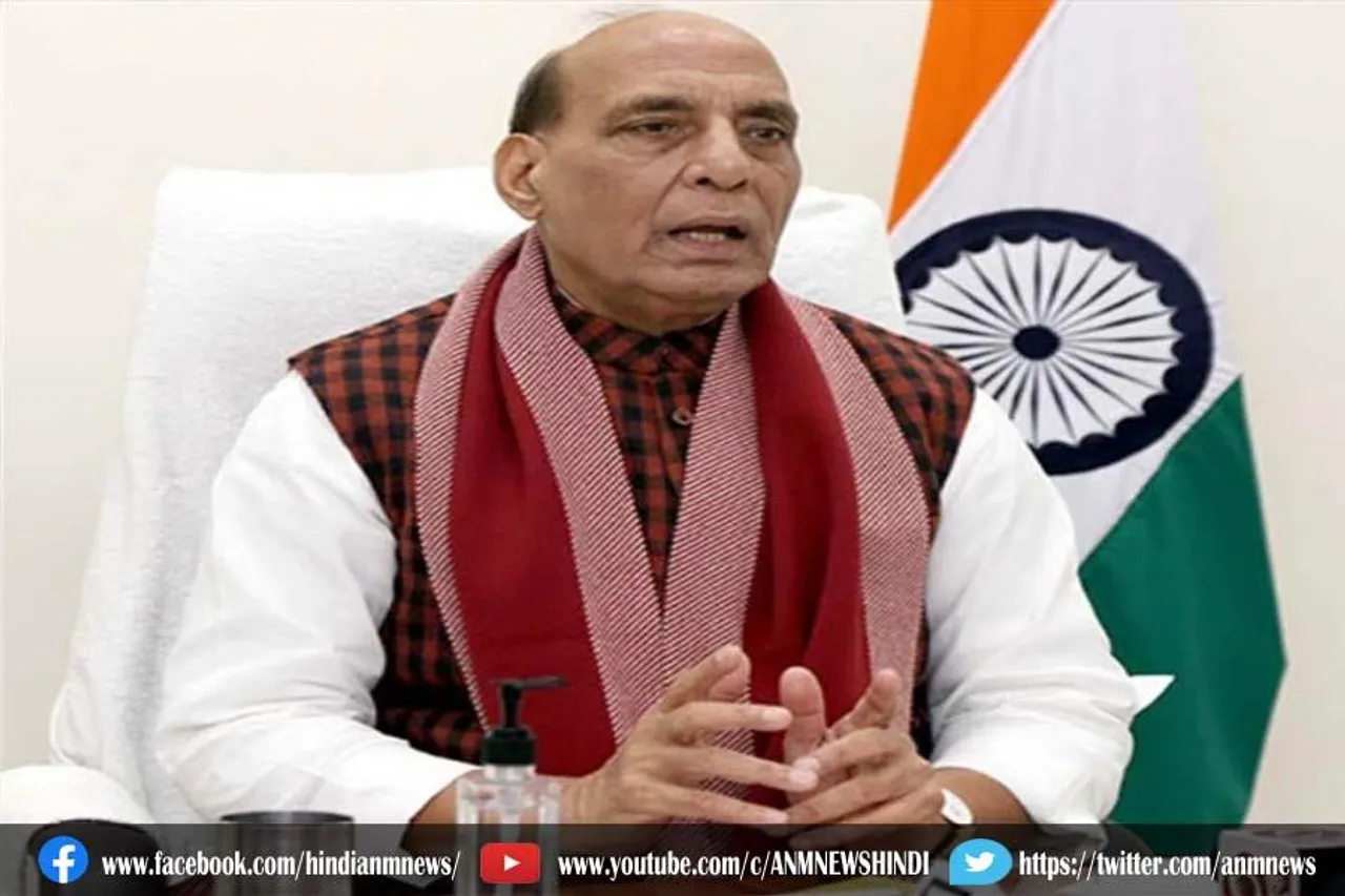 पिछले दो दशकों में कम हुई आंतरिक और बाहरी सुरक्षा के बीच की खाई: रक्षा मंत्री