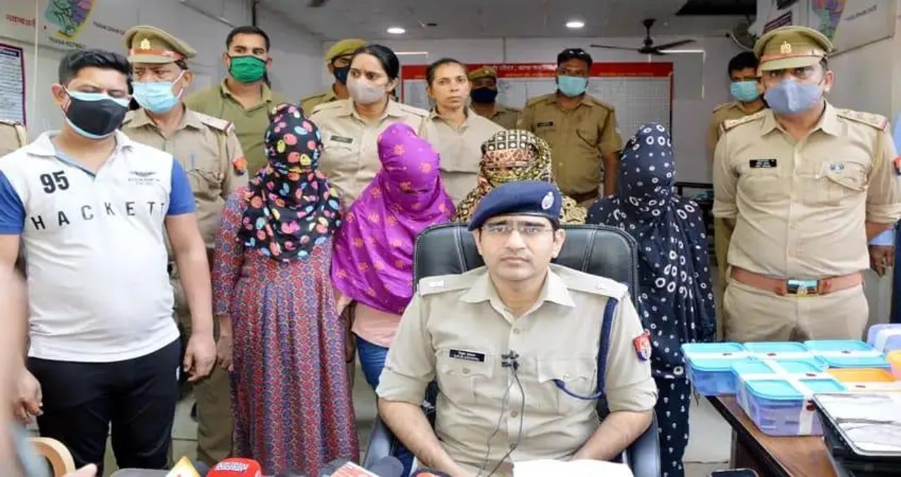 न्यूड वीडियो बनाकर लोगों को ब्लैकमेल करने वाले गैंग का पर्दाफाश