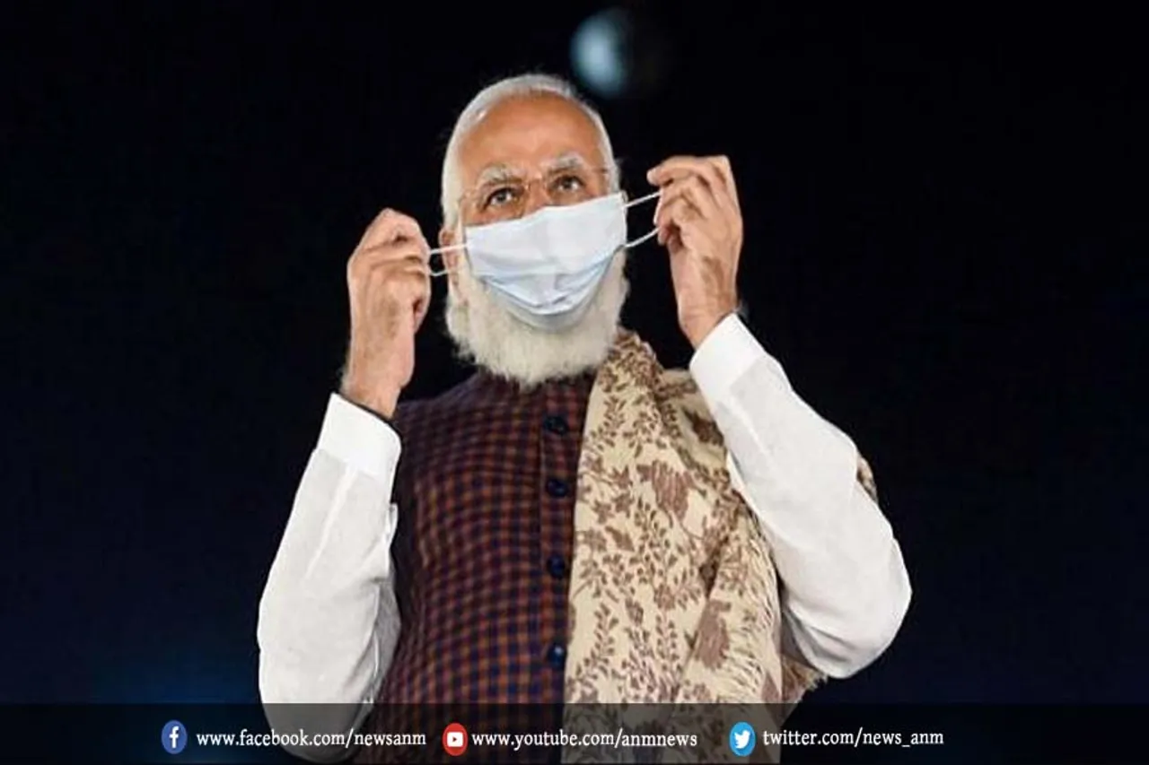 फ्रंटलाइन वर्कर्स को पीएम मोदी की सौगात