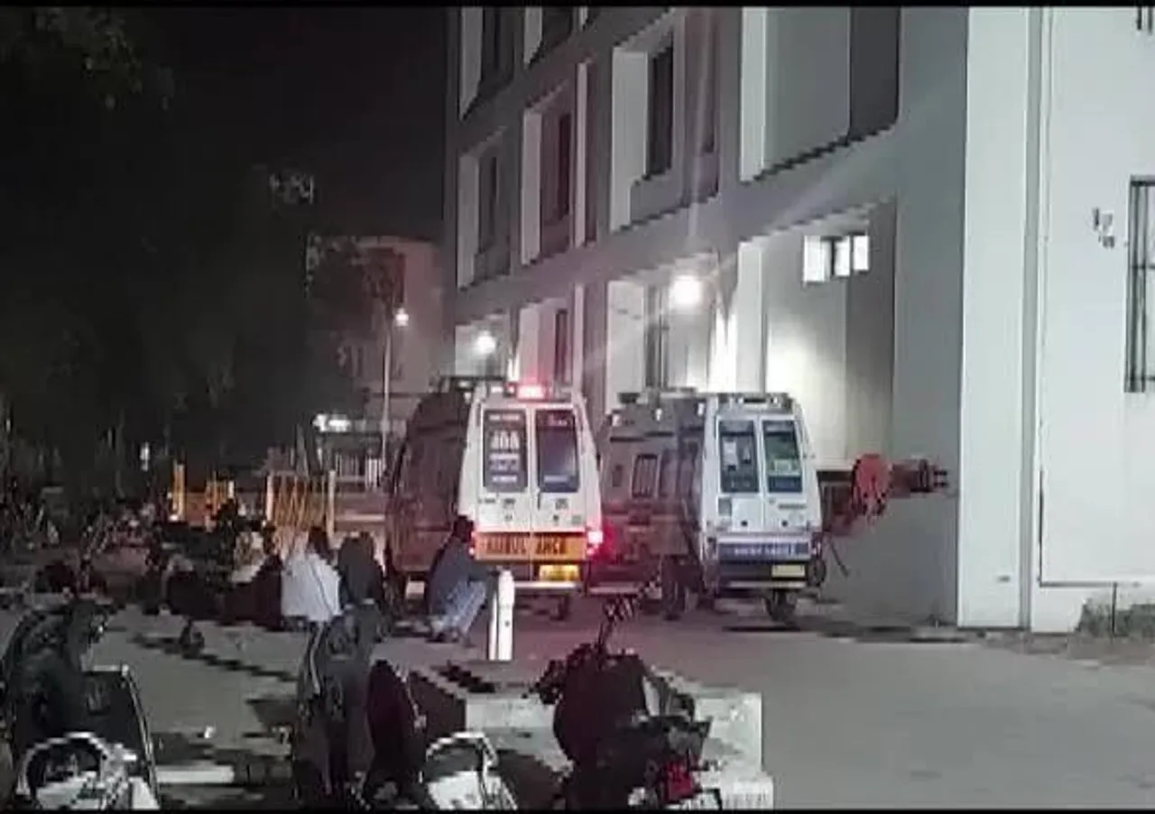 गैस लीक से छह कर्मचारियों की दम घुटने से मौत