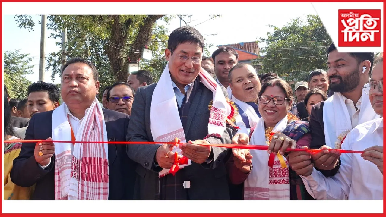 'আত্মনিৰ্ভৰ ধেমাজি'ৰ  আজি প্ৰথম দিনঃ  ১৪৫ খন বিপণীৰ অংশগ্ৰহণ