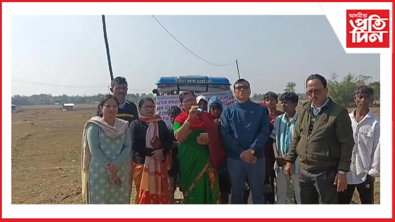 সমাগত গুণোৎসৱঃ বিদ্যালয়ৰ অনিয়মীয়া শিক্ষাৰ্থী সন্ধানত নামিল শিক্ষক-শিক্ষয়িত্ৰী