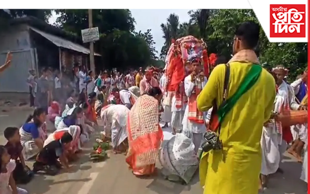 মায়ঙত গোসাঁই উলিওৱা আৰু গড় ভঙা উৎসৱ উদযাপন