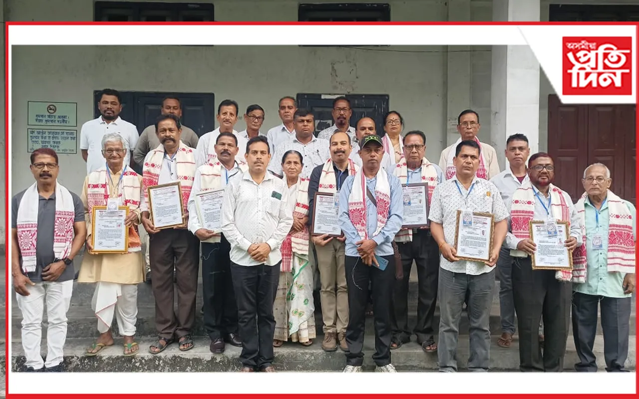 উৰিয়াগাঁৱত আপকুৰ নগাঁও জিলা সমিতিৰ প্ৰতিষ্ঠা দিৱস উদযাপন