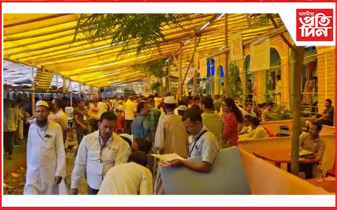 কাইলৈ ৰাজ্যত দ্বিতীয় পৰ্যায়ৰ পঞ্চায়ত নিৰ্বাচন : ধুবুৰীত বেলট বাকচ সংগ্ৰহ প'লিং আৰু প্ৰিজাইডিং বিষয়াৰ