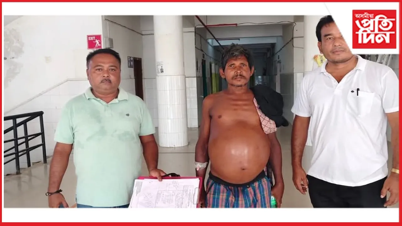 অজলা ৰাজীৱৰ চিকিৎসাৰ বাবে মুখ্যমন্ত্ৰীয়ে দিলে সাহায্যঃ মুছলপুৰৰ ৰাইজে জনালে কৃতজ্ঞতা