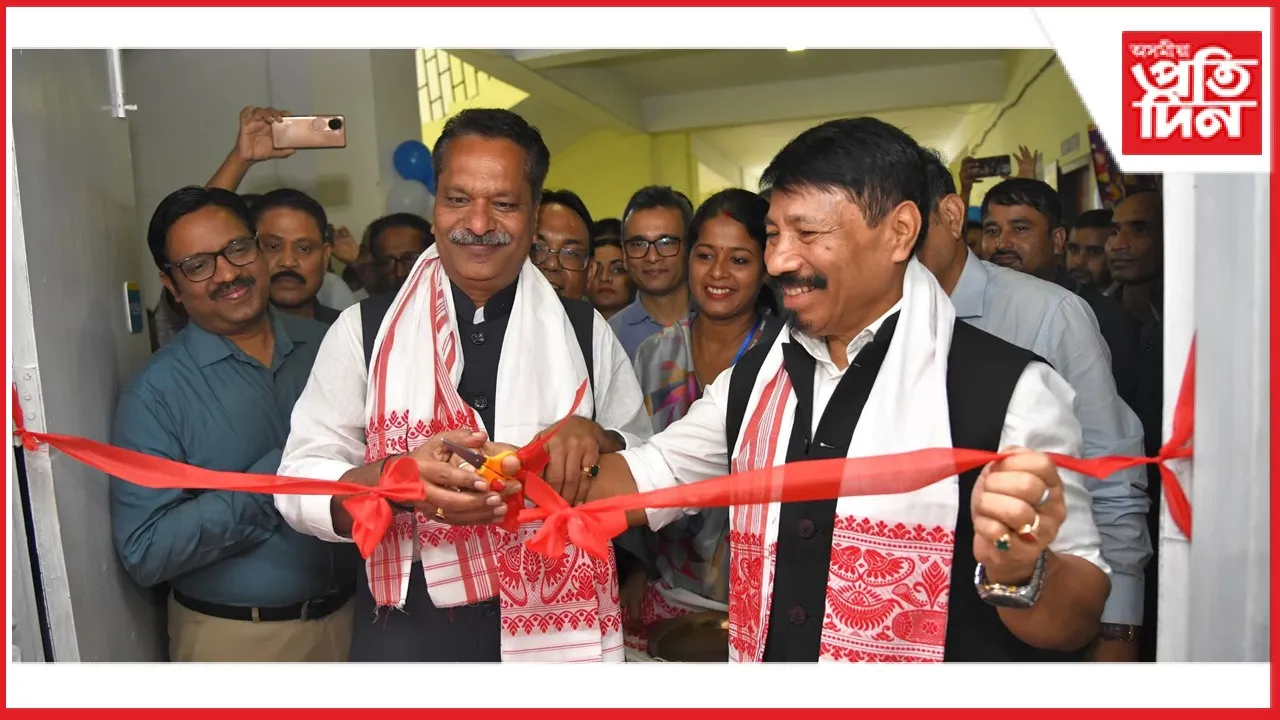 গোলাঘাট জিলাৰ পাঁচখন চিকিৎসালয় পৰিদৰ্শন স্বাস্থ্য আৰু পৰিয়াল কল্যাণ মন্ত্ৰী অশোক সিংহলৰ