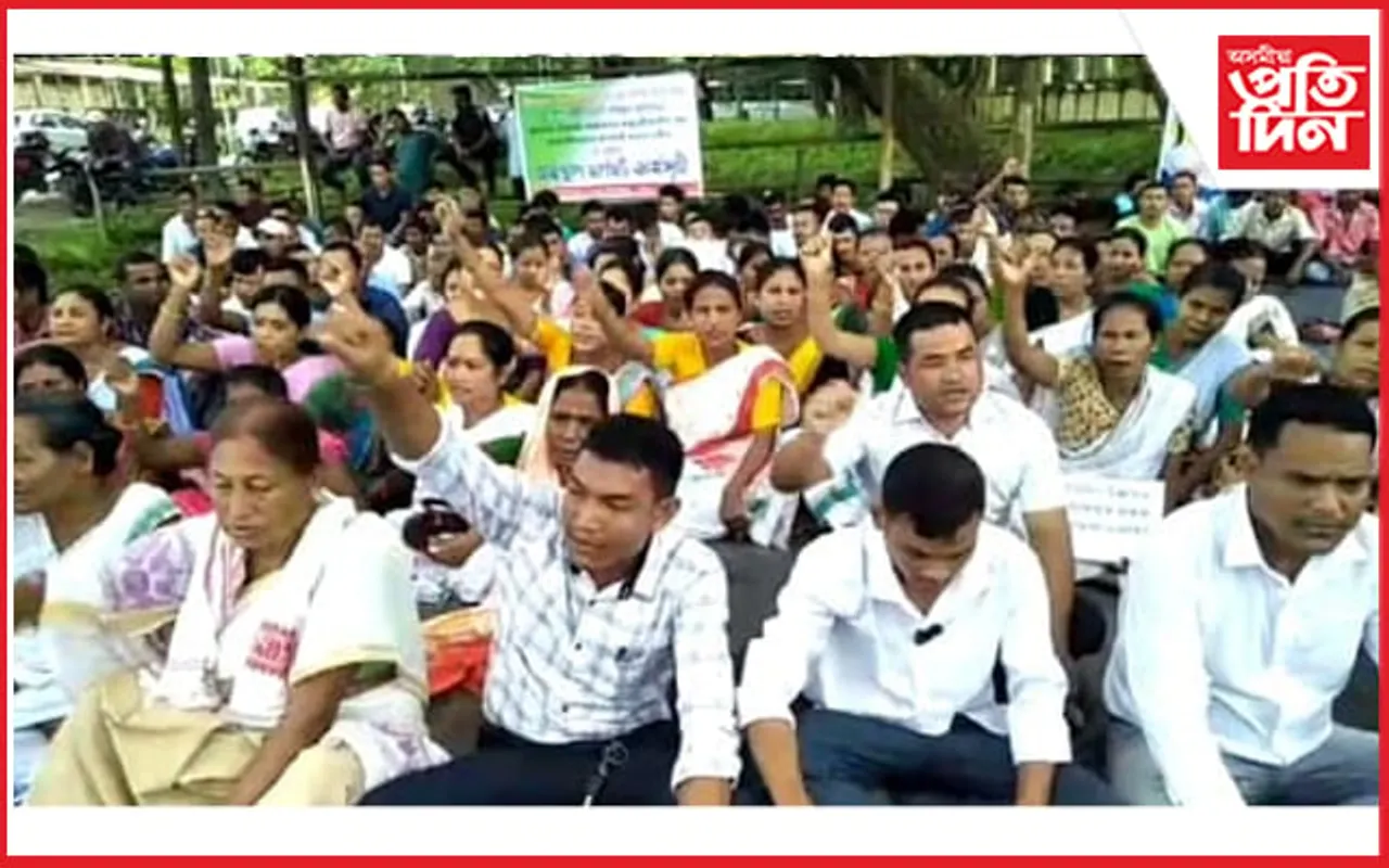 বাঘজান কাণ্ডৰ ক্ষতিগ্ৰস্তই আজিও নাপালে উচিত ক্ষতিপূৰণঃ শীঘ্ৰে ক্ষতিপূৰণ বিচাৰি  প্ৰতিবাদ...
