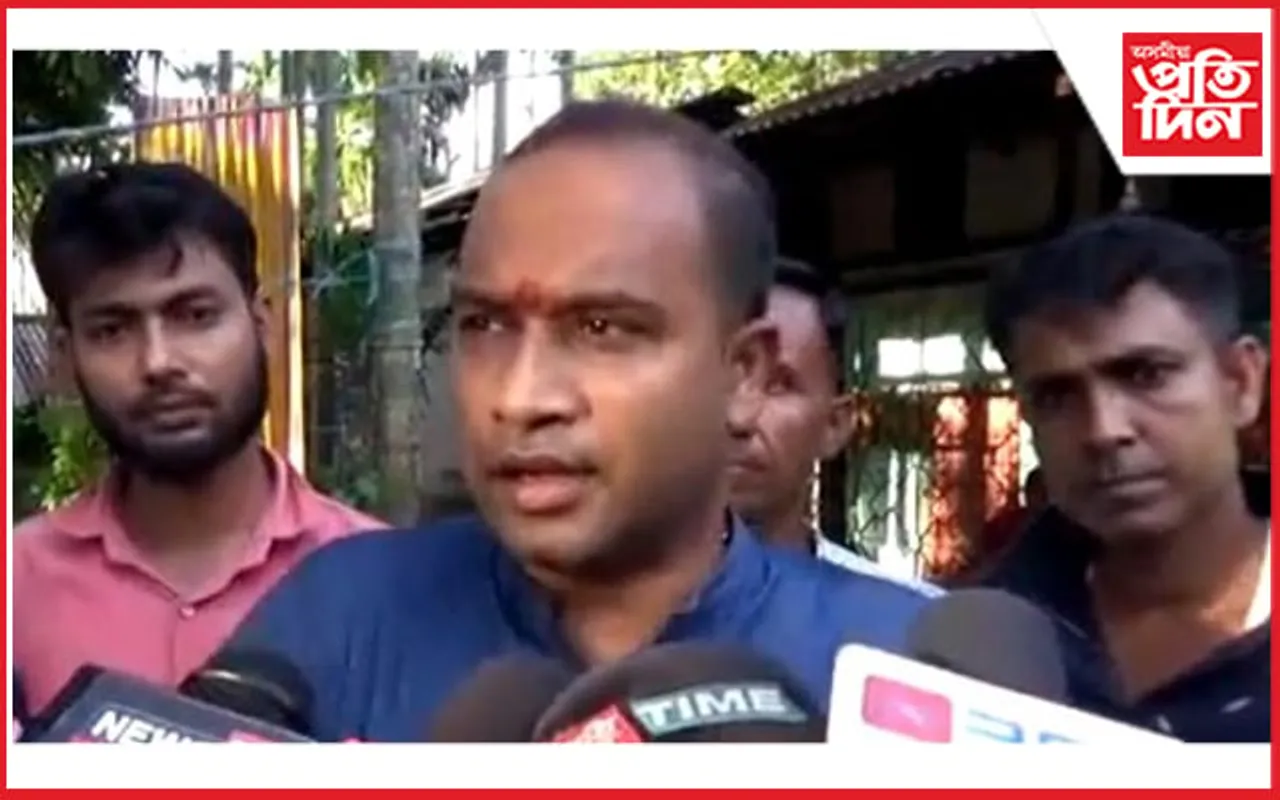 গণতন্ত্ৰক হত্যা কৰিছে অসম চৰকাৰে ! বিদ্যুতৰ বৰ্ধিত মাচুল সন্দৰ্ভতো সৰৱ হ'ল বিধায়ক কমলাক্ষ দে পুৰকায়স্থ...