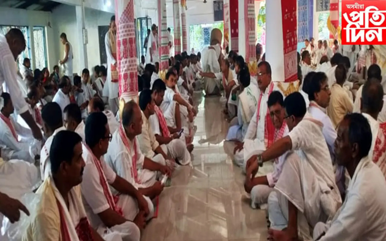 দুৰ্গা পূজা বিহীন মাজুলীত গুৰুজনাৰ জন্মোৎসৱৰ প্ৰস্তুতি...