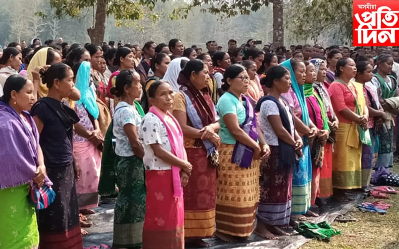 অসম বিদ্বেষী চক্ৰৰ বিৰুদ্ধে বকোত প্ৰতিবাদ...