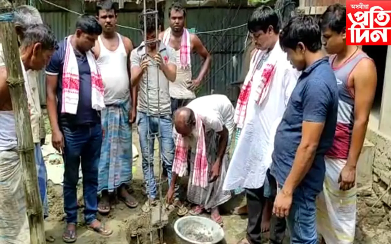 আজমলৰ আদৰ্শ গাঁও পঞ্চায়তত প্ৰধান মন্ত্ৰী নৰেন্দ্ৰ মোদীৰ জন্ম দিৱস পালন