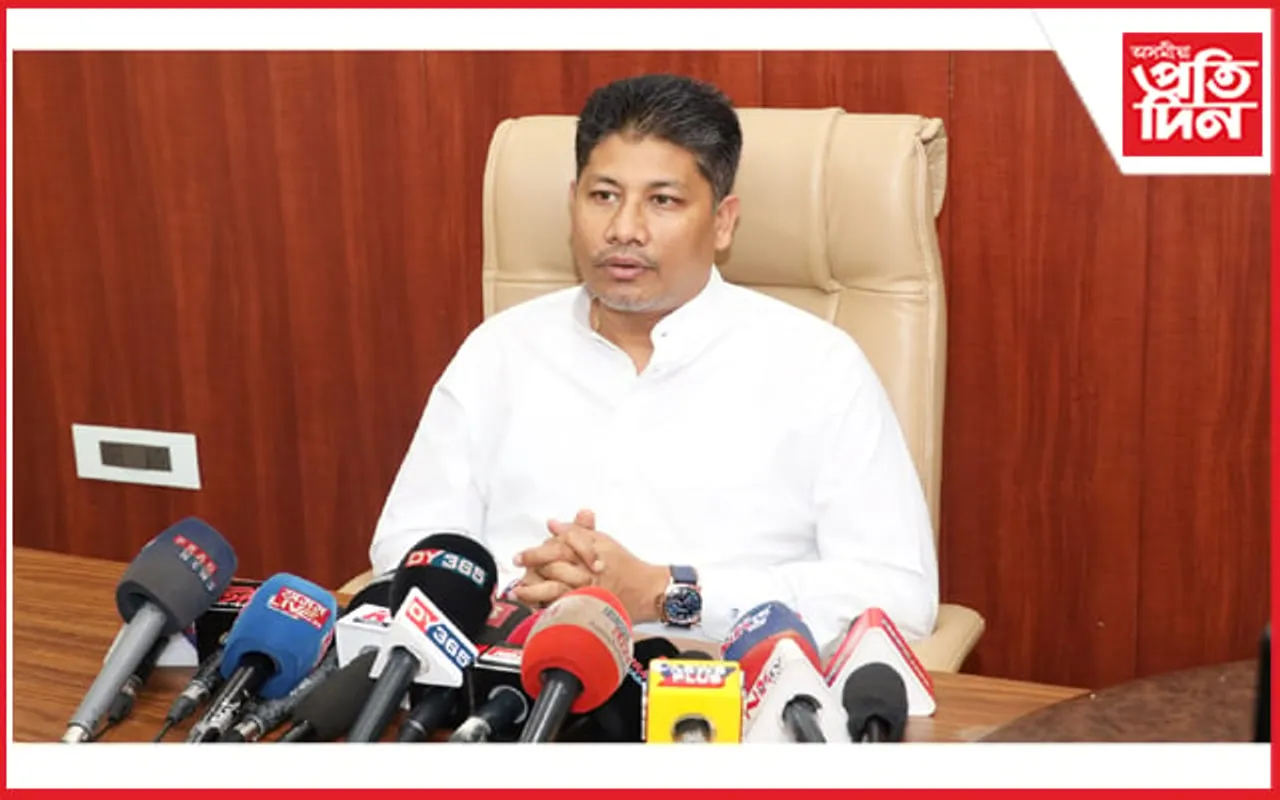 অসম আৰক্ষীক কৃতজ্ঞতা জনালে পীযুষ হাজৰীকাইঃ দালালচক্ৰৰ কবলত নপৰিবলৈ সকলোকে আহ্বান...
