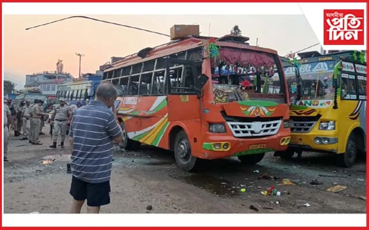 জম্মু-কাশ্মীৰৰ উধামপুৰত বিস্ফোৰণ, ৰখাই থোৱা বছত সংঘটিত হয় বিস্ফোৰণ...