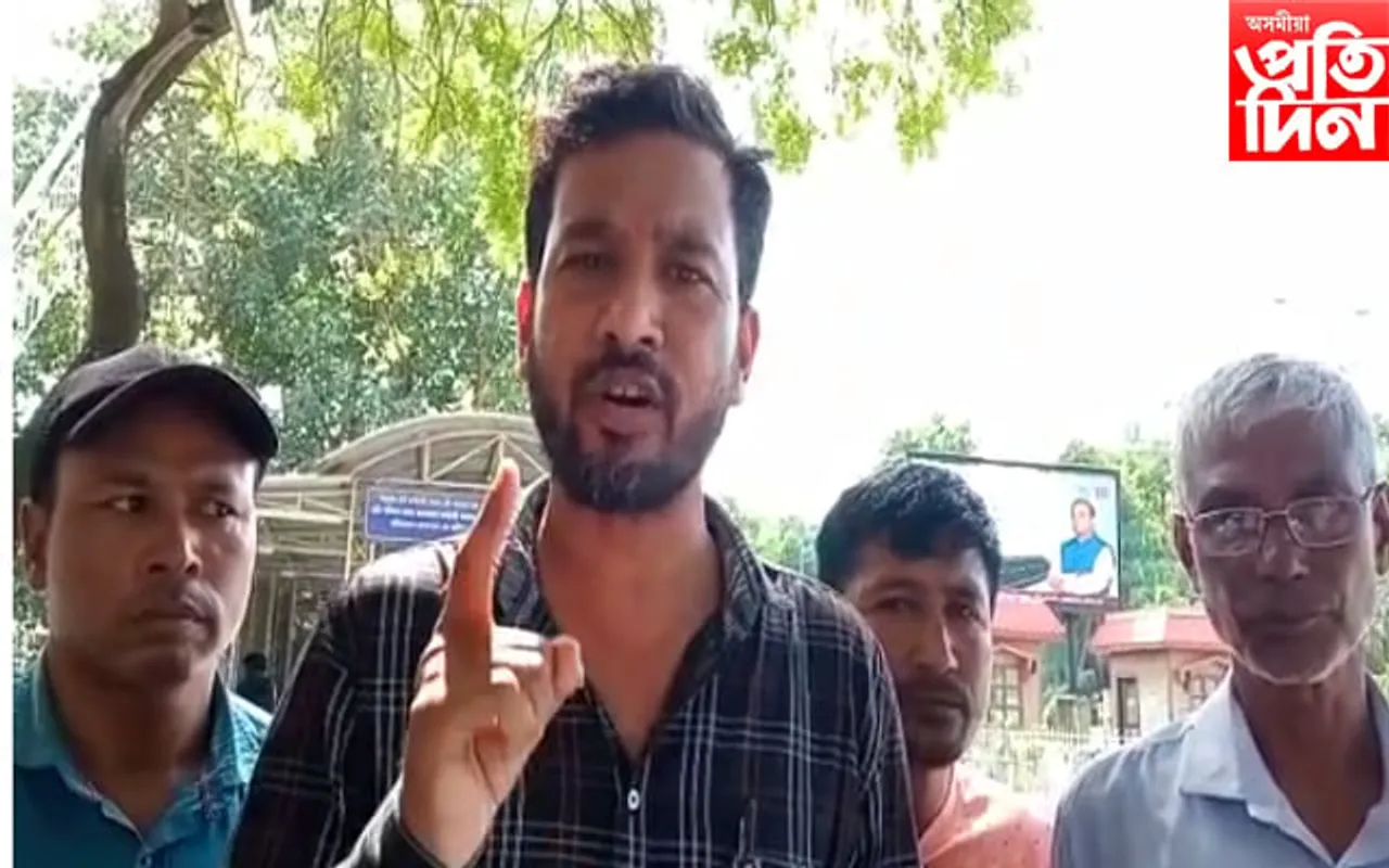 'অসমীয়া প্ৰতিদিন'ৰ জ্যেষ্ঠ সাংবাদিকক আক্ৰমণ;  ঘটনাৰ উচিত তদন্ত বিচাৰি কৃষক মুক্তিৰ স্মাৰক পত্ৰ...