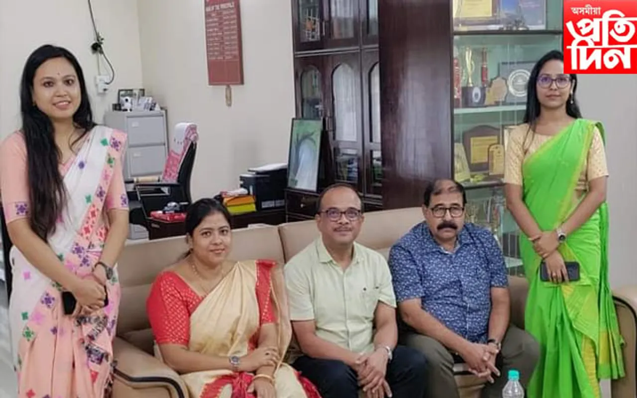 সোণাপুৰ মহাবিদ্যালয়ত হিন্দী দিৱস উদযাপন...