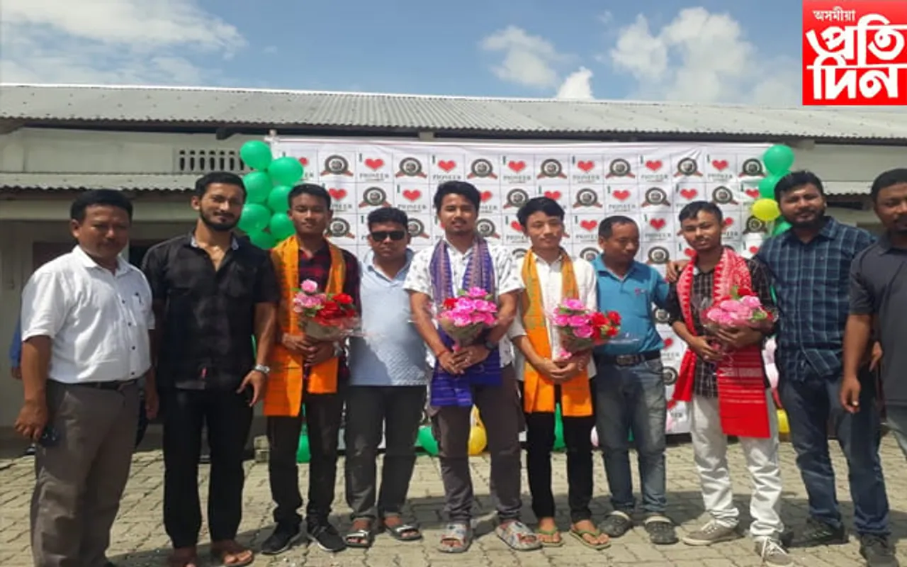  বৰমাৰ পায়নিয়াৰ একাডেমিৰ চাৰি ছাত্ৰৰ  সাফল্য...