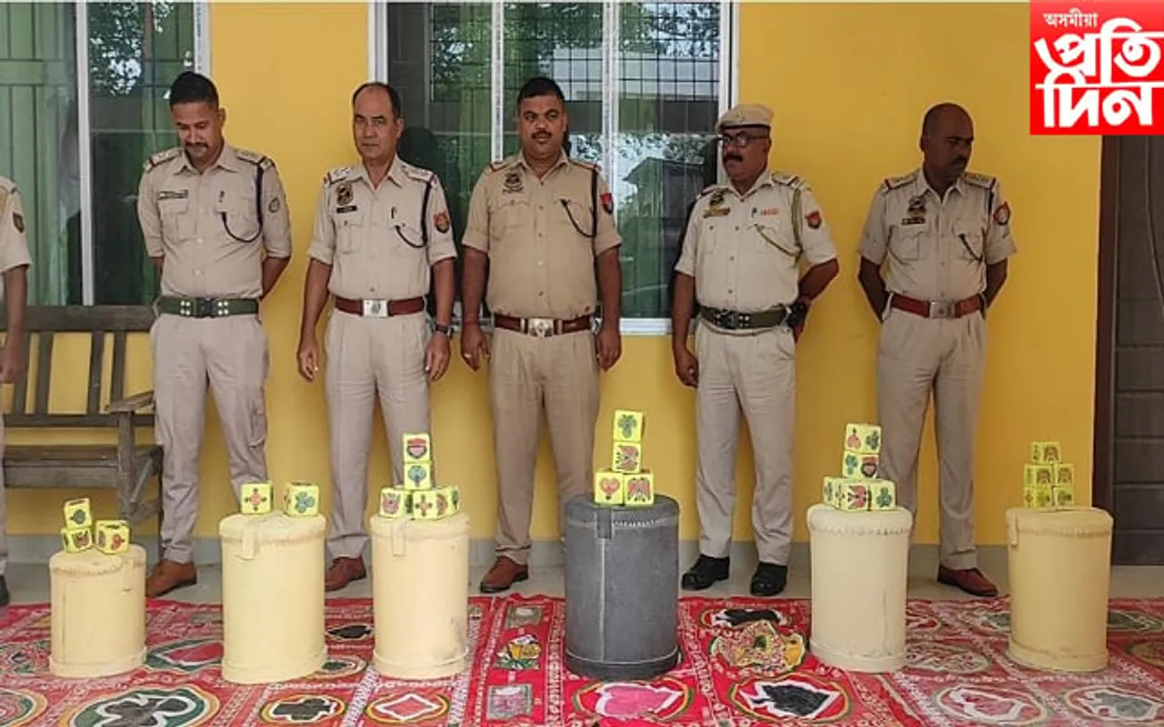 মানকাচৰৰ বিভিন্ন প্ৰান্তত ৮ টা জুৱাৰ ঘাটি উচ্ছেদ 