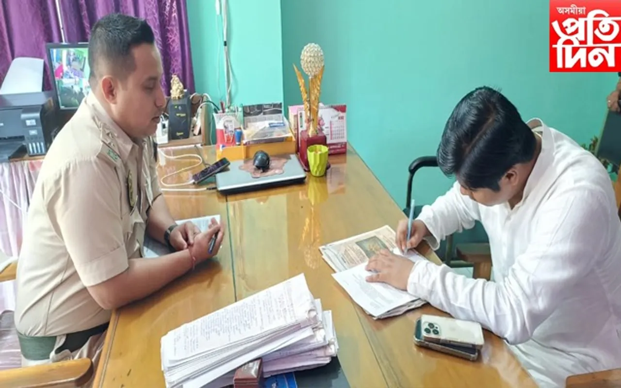 ভুৱা বাতৰি পৰিৱেশন ! সংবাদ প্ৰতিষ্ঠানৰ বিৰুদ্ধে গোচৰ ৰুজু বিধায়ক তৰংগ গগৈৰ...