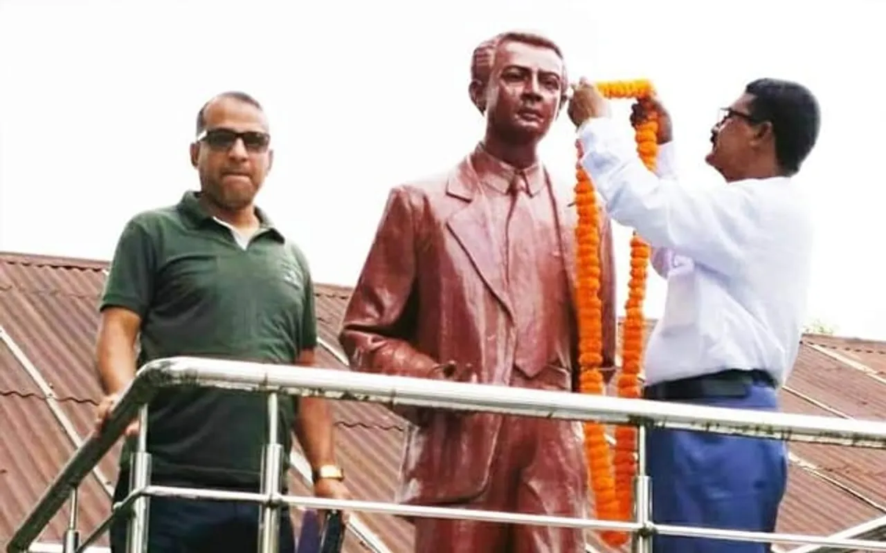 আজি প্ৰমথেশ বৰুৱাৰ জন্মদিনঃ গৌৰীপুৰত দিনজোৰা কাৰ্যসূচীৰে পালন...