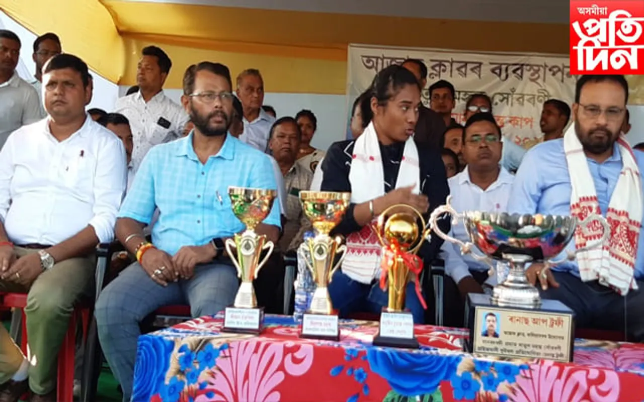 কলিয়াবৰত উপস্থিত অৰ্জুন হিমা দাস...