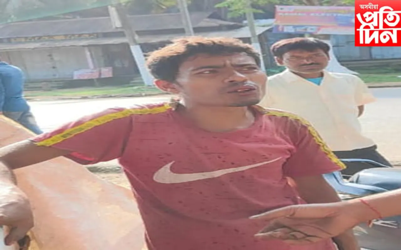 বকোত বাতৰি কাকতৰ টোপোলা চুৰি...