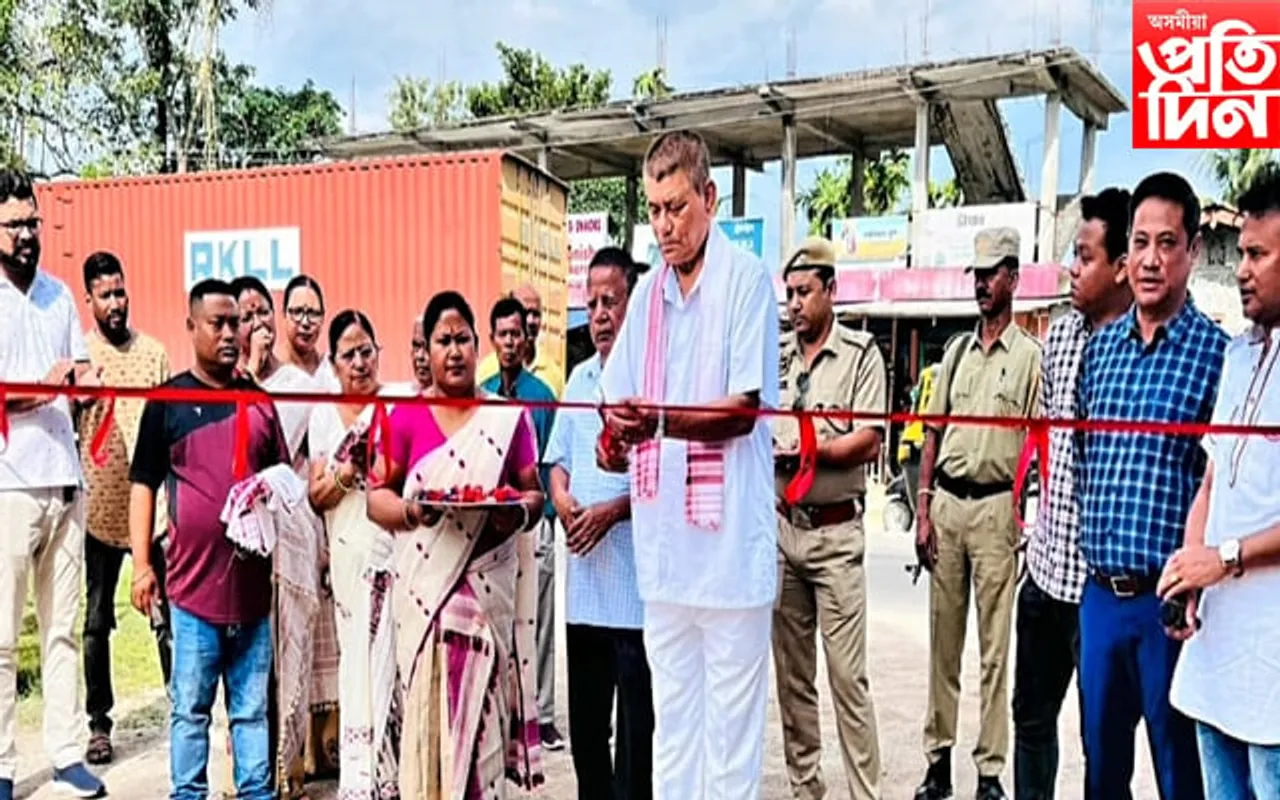 ঢকুৱাখনাত ইণ্ডিয়ান অইলৰ 'ফুকন ফিলিং ষ্টেচন' উদ্বোধন 