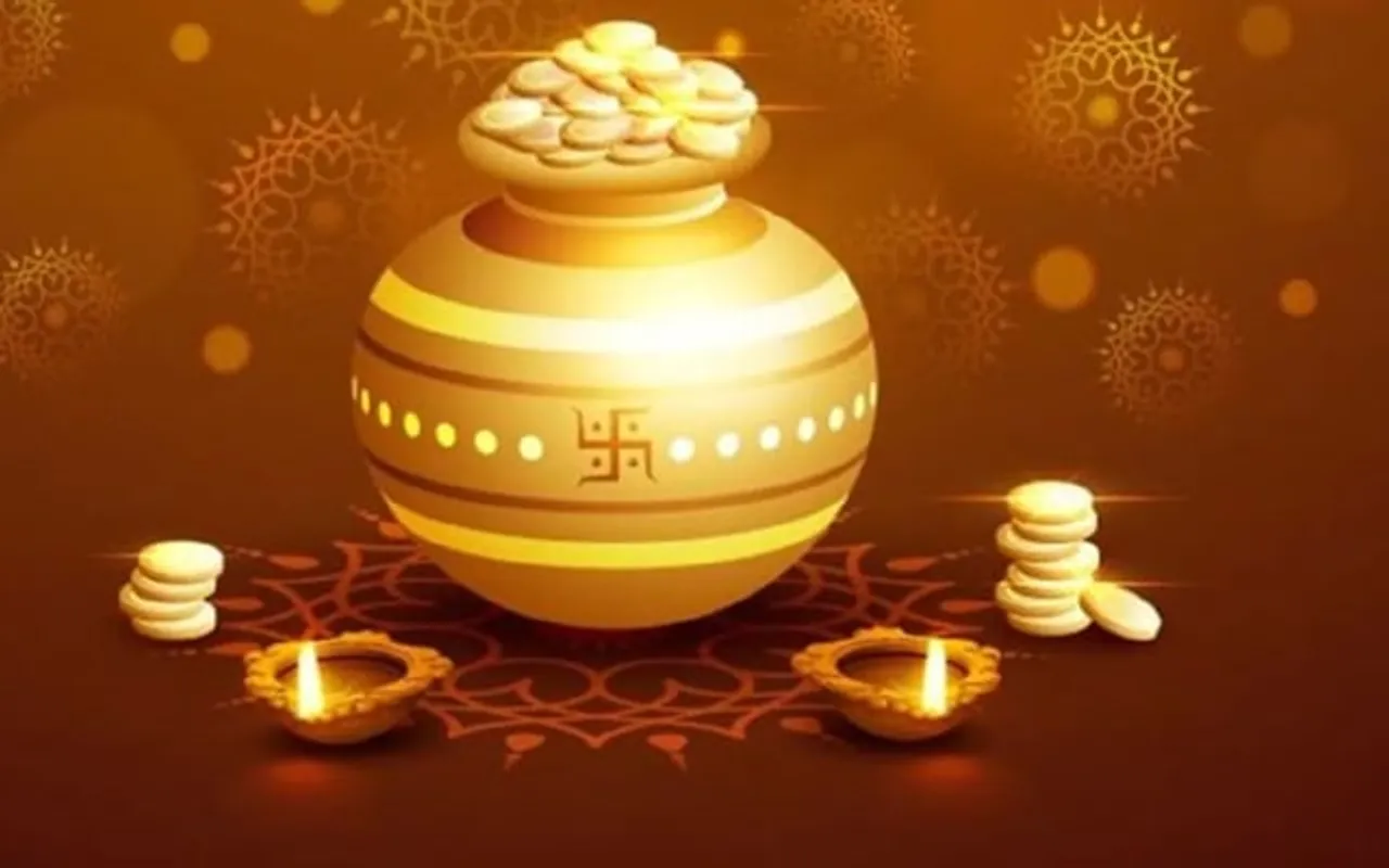 দেশৰ আন ঠাইৰ লগতে ধুবুৰী, বিলাসীপাৰাতো ধনতেৰাছ পালন...