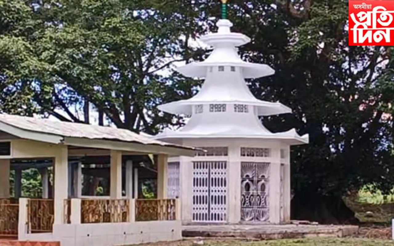চৰাইদেউ আমলখি দেওশালত লখিমী আদৰা উৎসৱ প্ৰস্তুতি...