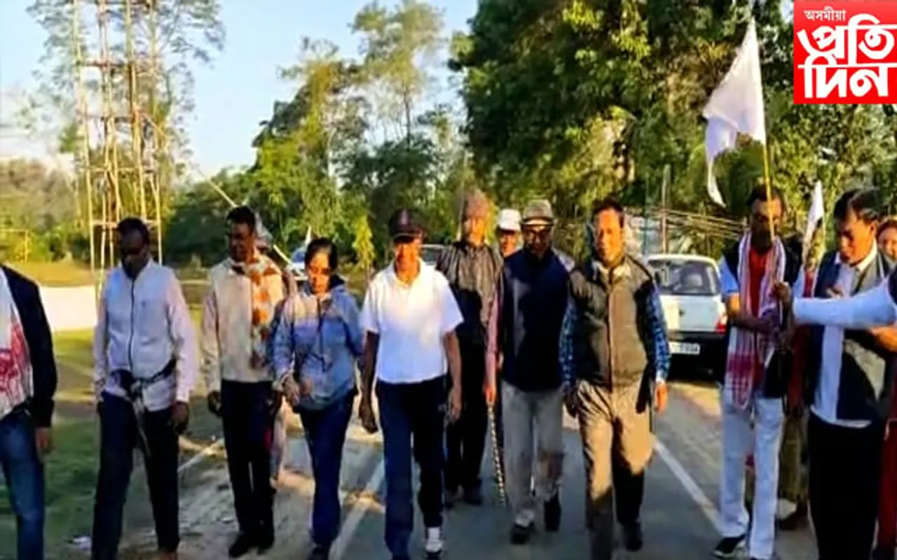 কলিয়াবৰ প্ৰেছ ক্লাৱৰ উদ্যোগত 'সময় বালিত ৰূপালী খোজ'...