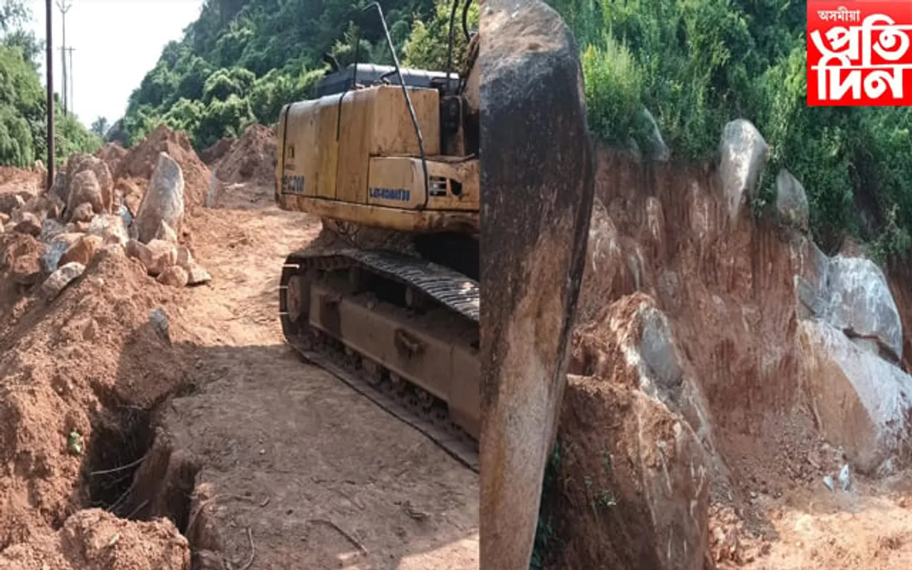 বকোত ইলেকট্ৰিক টাৱাৰ নিৰ্মাণৰ নামত পাহাৰ কাটি প্ৰকৃতি ধ্বংস...