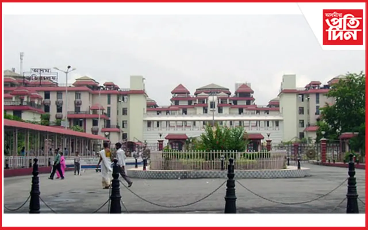 সচিবালয়ৰ কৰ্মচাৰীৰ বাবে বিশেষ ড্ৰেছ ক'ড...