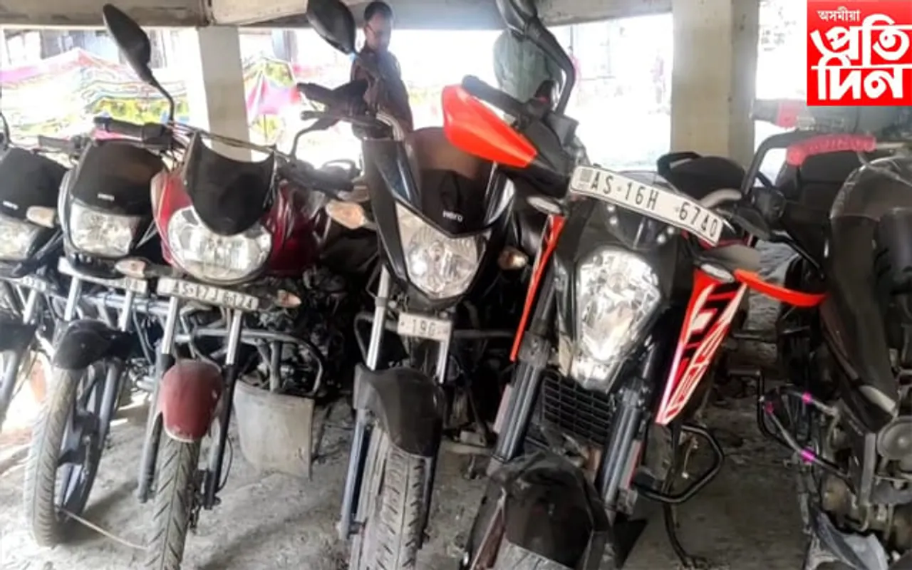 বিলাসীপাৰা আৰক্ষীৰ বৃহৎ সাফল্য; ১১খনকৈ চুৰি বাইক উদ্ধাৰ