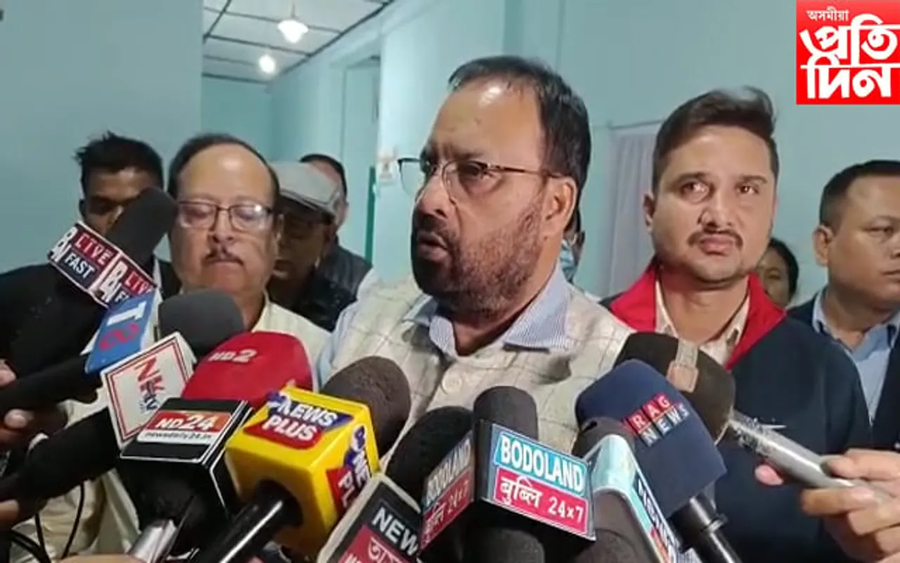 কোকৰাঝাৰ আৰএনবি  চিকিৎসালয়ত স্বাস্থ্য মন্ত্ৰী কেশৱ মহন্তৰ চাডেন ভিজিট