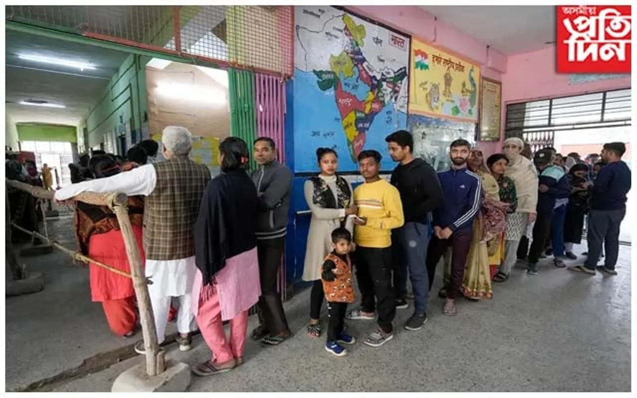 নিৰ্বাচন : দিল্লী পৌৰ নিগম...