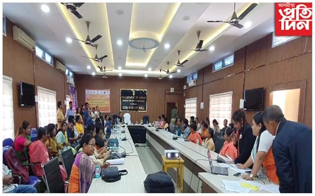 চিৰাঙৰ কাজলগাঁৱত "সুৰক্ষিত মহিলা শান্তি সমাজ" শীৰ্ষক পৰামৰ্শ সভা...
