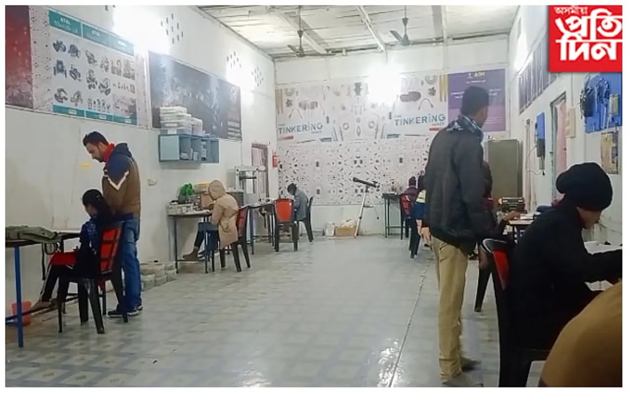 নৈশ পাঠদানেৰে চৰ্চালৈ অহা এখন চৰকাৰী উচ্চতৰ মাধ্যমিক বিদ্যালয়