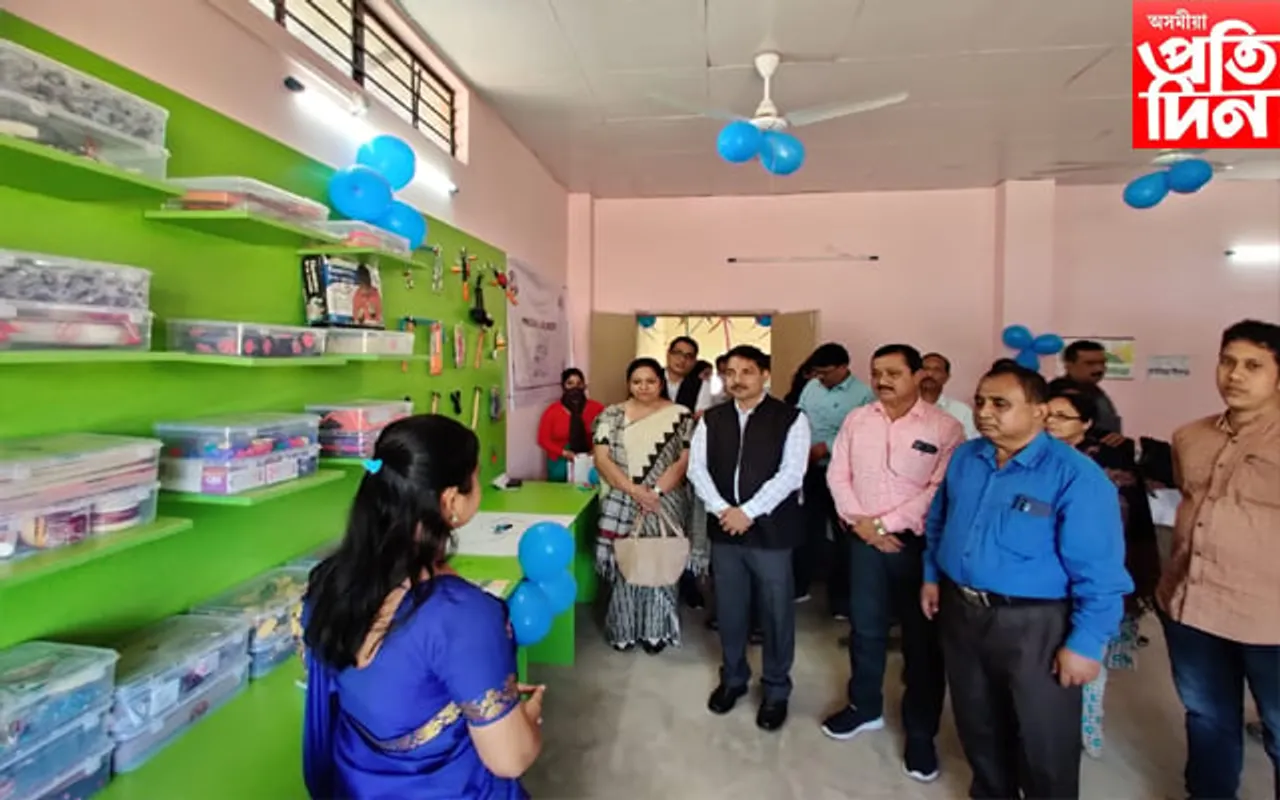 পলাশবাৰী ছোৱালী হাইস্কুলত "ষ্টেম লেব" শীৰ্ষক ব্যতিক্ৰমী গৱেষণাগাৰ মুকলি... 