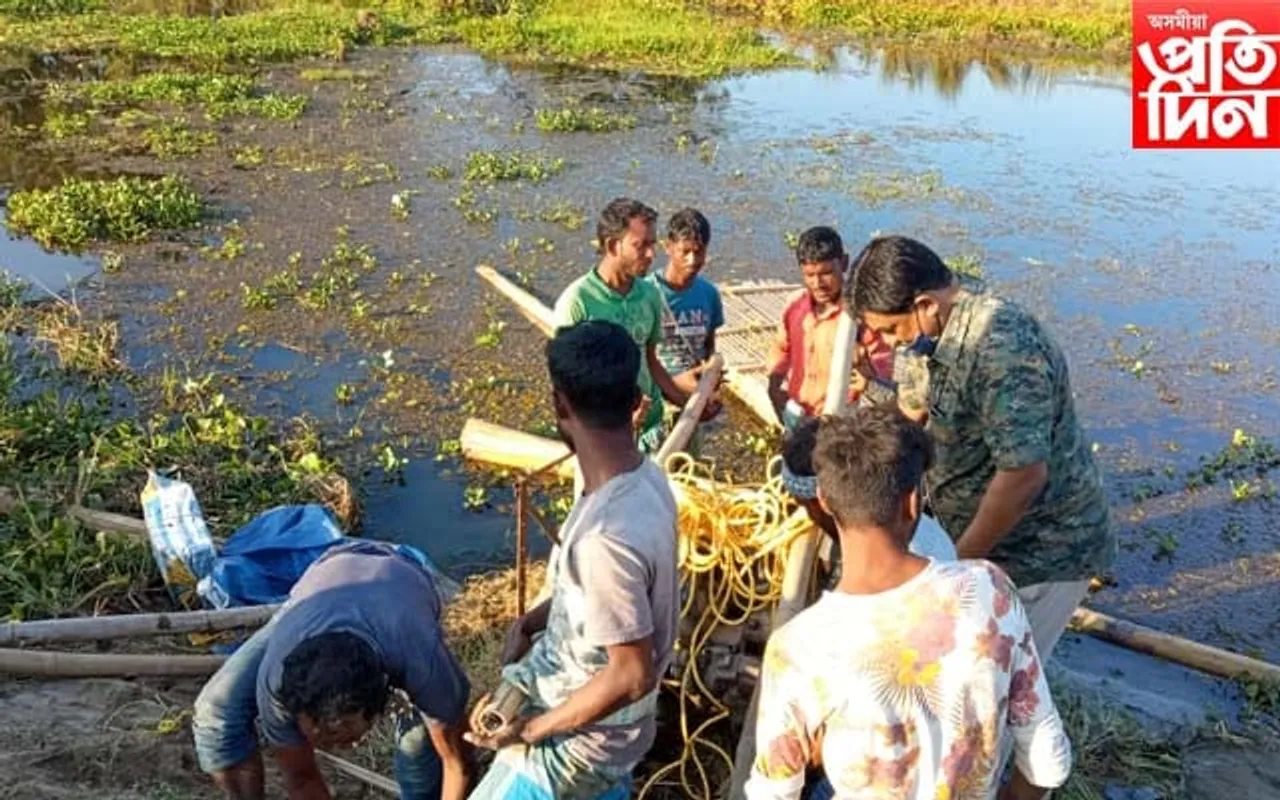 কাছমাৰীত অবৈধভাৱে বালি তোলা যন্ত্ৰাংশ জব্দ...