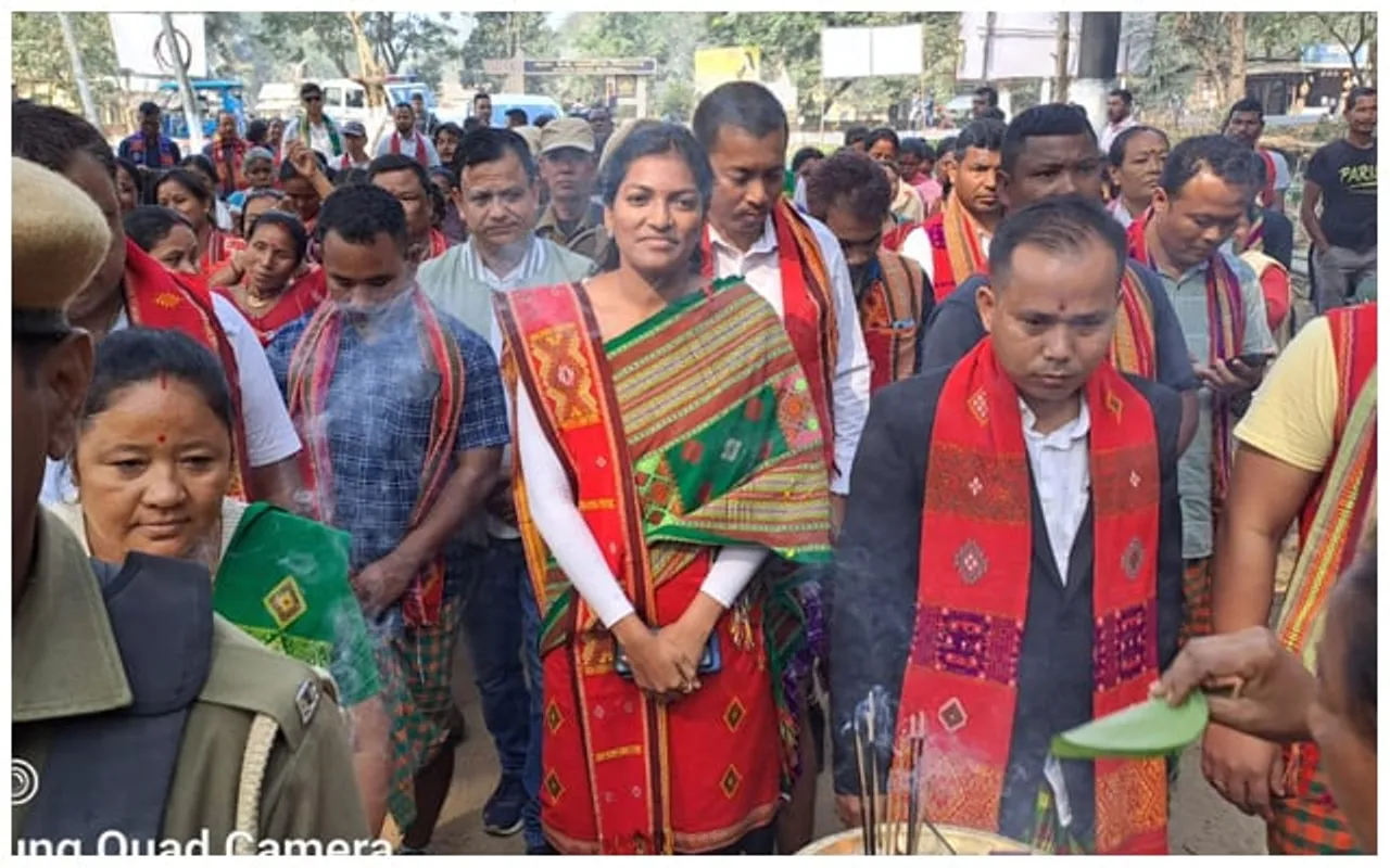 নতুন ৰূপত কীৰ্তি জল্লী ! বকোত আৰছুৰ অধিবেশনৰ লাইখুঁটা স্থাপন...